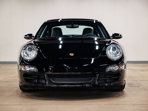 Used 2005 Porsche 911 Carrera S image 12