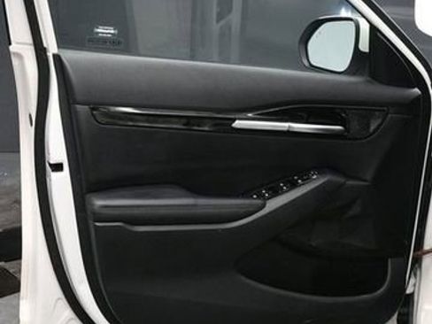 Used 2022 Kia Seltos EX image 17