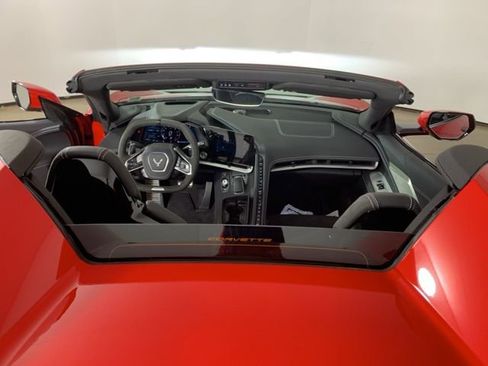 Used 2025 Chevrolet Corvette Z06 RWD image 29