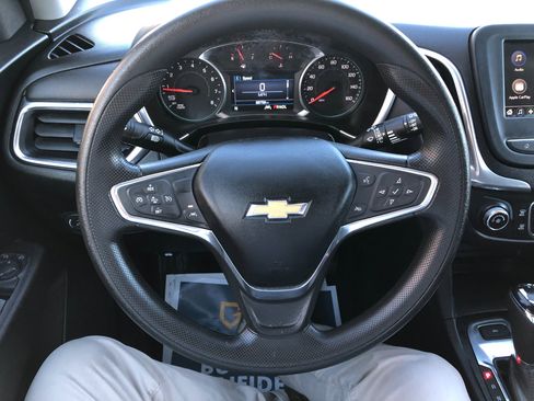 Used 2020 Chevrolet Equinox LT image 11