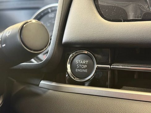 New 2026 Mitsubishi Outlander Trail Edition image 9