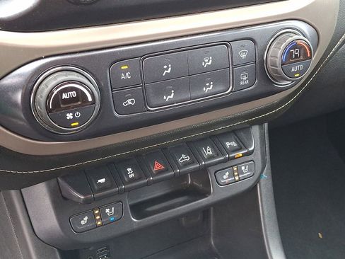 Certified 2021 GMC Canyon Denali image 34