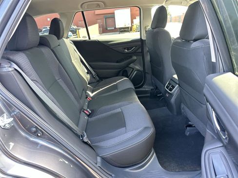 Used 2025 Subaru Outback Premium image 13