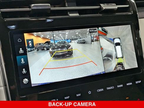 Used 2023 Hyundai Tucson Limited AWD/4WD image 27