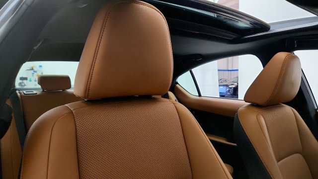 Used 2024 Lexus IS 300 w/ Comfort Package RWD image 36