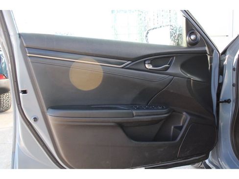 Used 2020 Honda Civic Sport Touring image 10