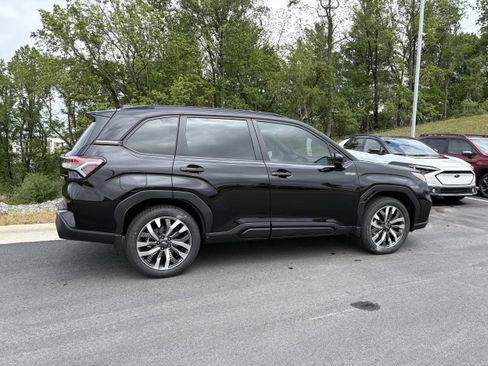 New 2026 Subaru Forester Touring AWD/4WD image 8