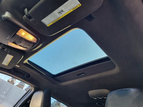 Used 2023 Dodge Durango R/T image 17