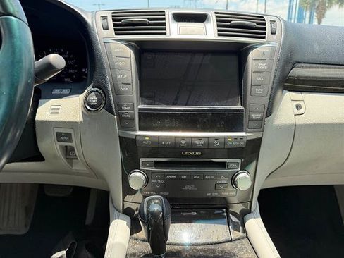 Used 2011 Lexus LS 460 AWD w/ Luxury Value Edition image 14