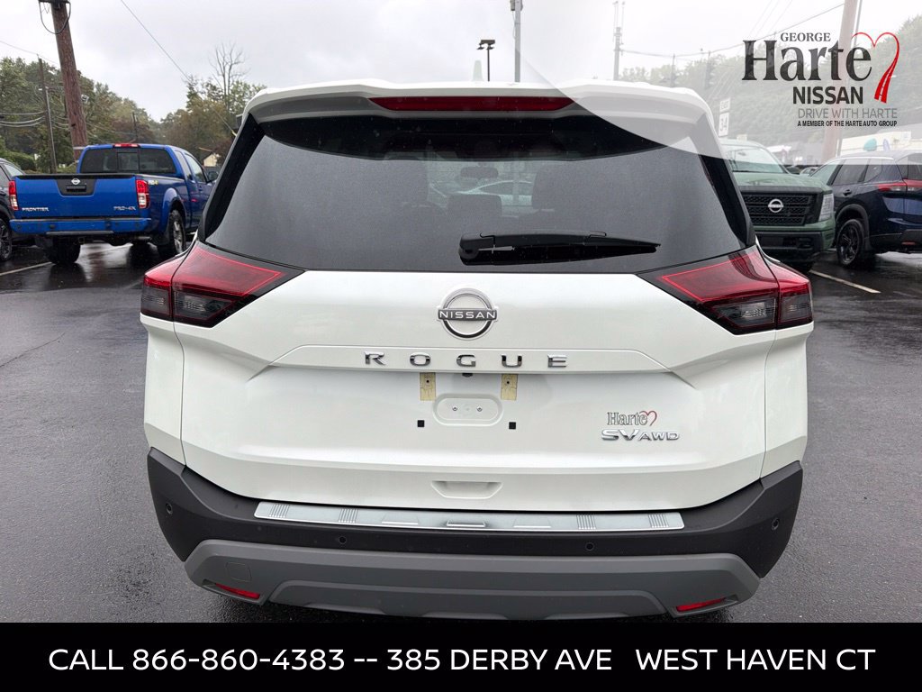Certified 2023 Nissan Rogue SV w/ SV Premium B Package AWD/4WD image 6