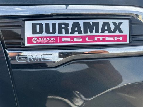 Used 2021 GMC Sierra 2500 Denali w/ Denali Ultimate Package image 16