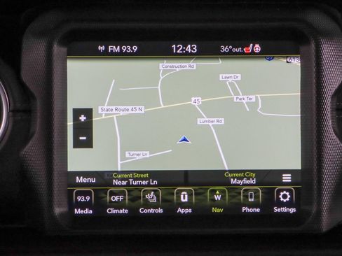 Used 2021 Jeep Wrangler Unlimited Sahara w/ Cold Weather Group image 19