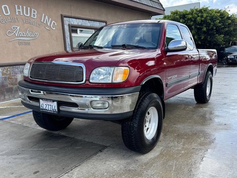Used 2001 Toyota Tundra SR5 image 2