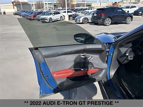 Used 2022 Audi e-tron GT Prestige image 17