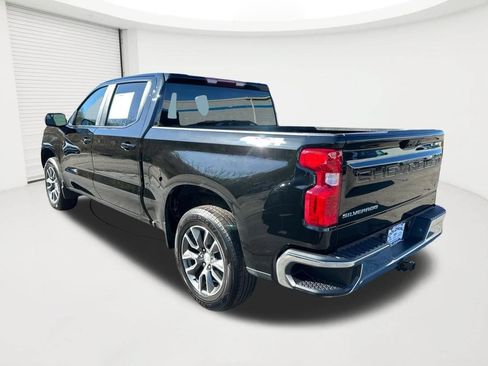 Used 2023 Chevrolet Silverado 1500 LT AWD/4WD image 7
