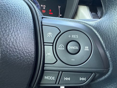 Certified 2026 Toyota Corolla Cross L image 27