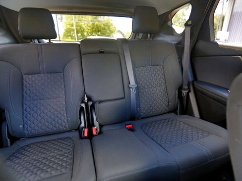 Used 2019 Chevrolet Blazer LT image 12