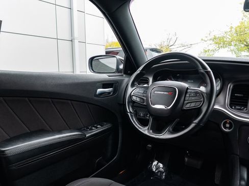 Used 2022 Dodge Charger R/T w/ Blacktop Package RWD image 11
