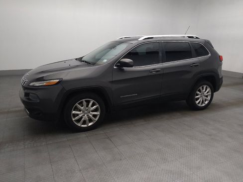 Used 2014 Jeep Cherokee Limited FWD image 2