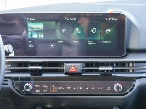 Certified 2026 Kia Sportage EX AWD/4WD image 14