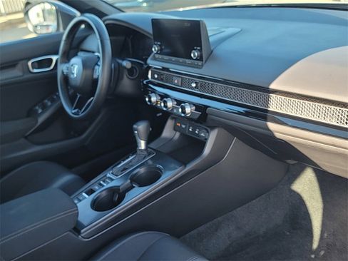 Used 2025 Honda Civic Sport image 22