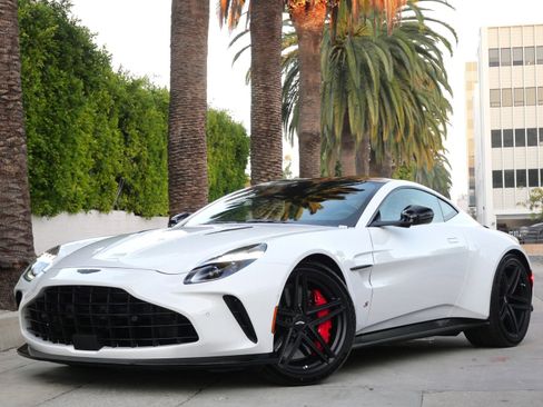 New 2026 Aston Martin V8 Vantage S image 13