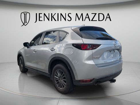Used 2019 MAZDA CX-5 Touring FWD image 5