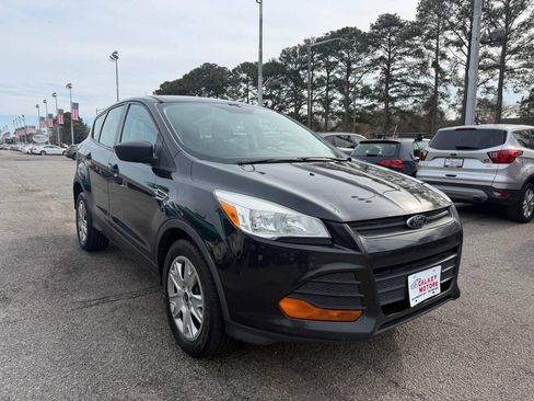 Used 2013 Ford Escape S FWD image 4