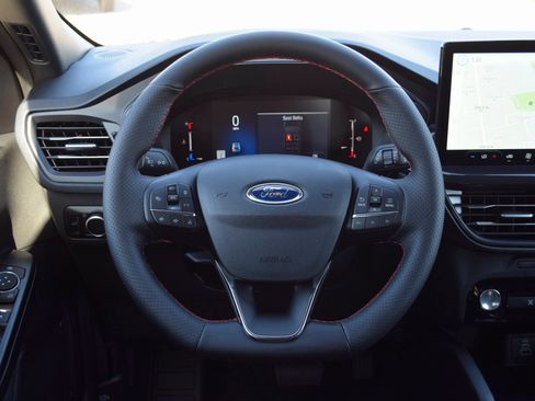 New 2026 Ford Escape ST-Line w/ Tech Pack #1 image 8