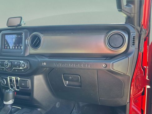 Used 2021 Jeep Wrangler Unlimited Sport image 41