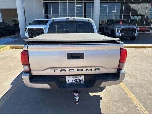Used 2022 Toyota Tacoma SR w/ SR Convenience Package image 7