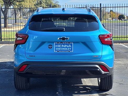 New 2026 Chevrolet Trax RS w/ Sunroof Package image 5