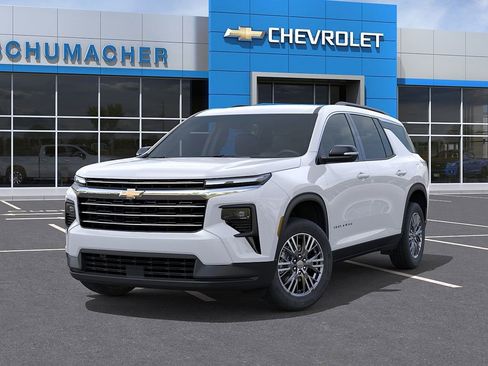 New 2026 Chevrolet Traverse LT FWD image 6