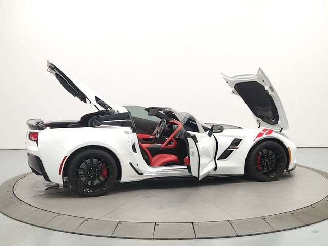 Used 2019 Chevrolet Corvette Grand Sport RWD image 15