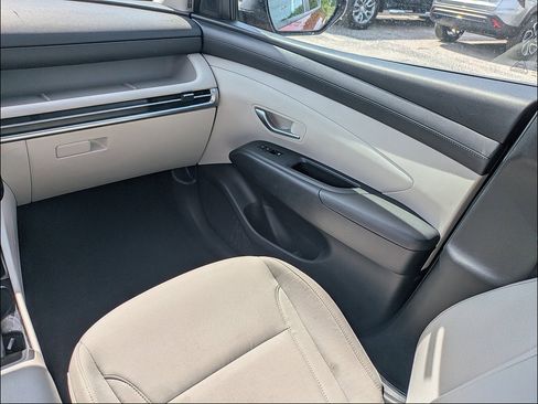 Used 2025 Hyundai Tucson SEL FWD image 15