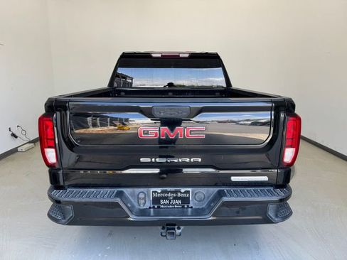 Used 2022 GMC Sierra 1500 Elevation image 11