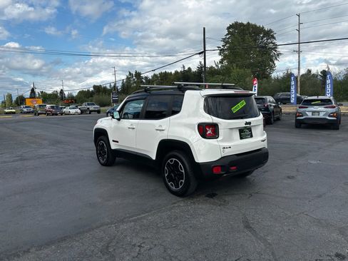Used 2015 Jeep Renegade Trailhawk w/ Premium Group AWD/4WD image 5