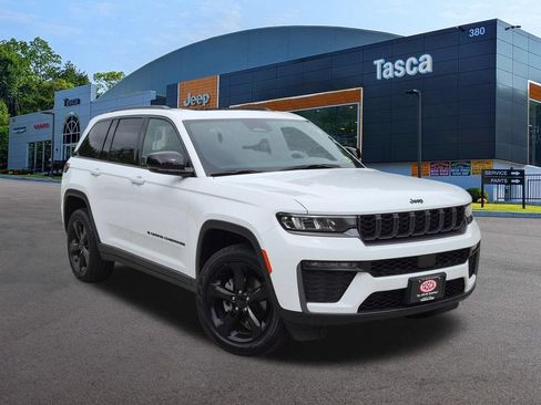 Used 2026 Jeep Grand Cherokee Limited w/ Limited Altitude Package AWD/4WD image 1