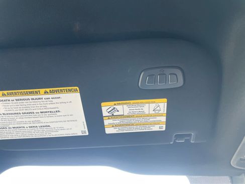 Used 2022 Ford F250 Lariat image 31