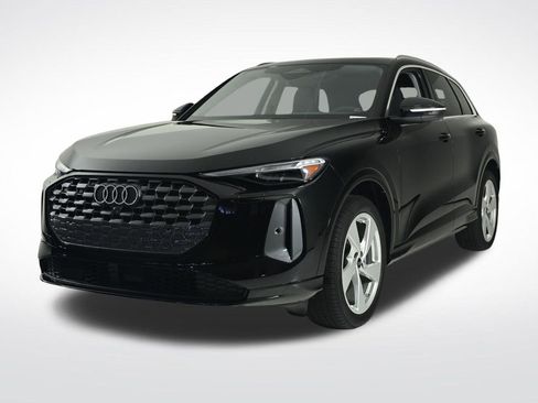 New 2025 Audi Q5 Prestige image 1