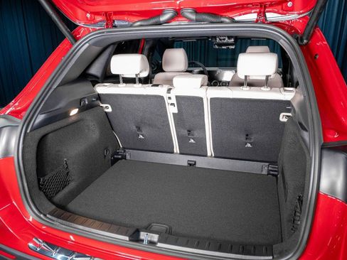 New 2026 Mercedes-Benz GLA 250 image 6