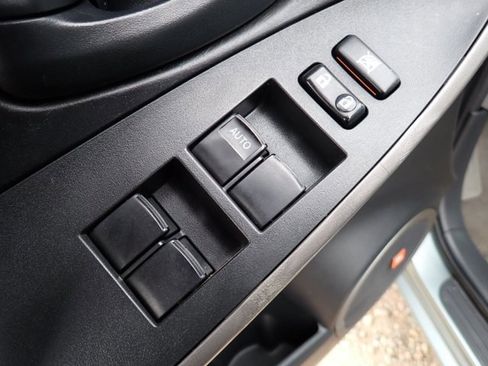 Used 2008 Toyota RAV4 Limited image 15