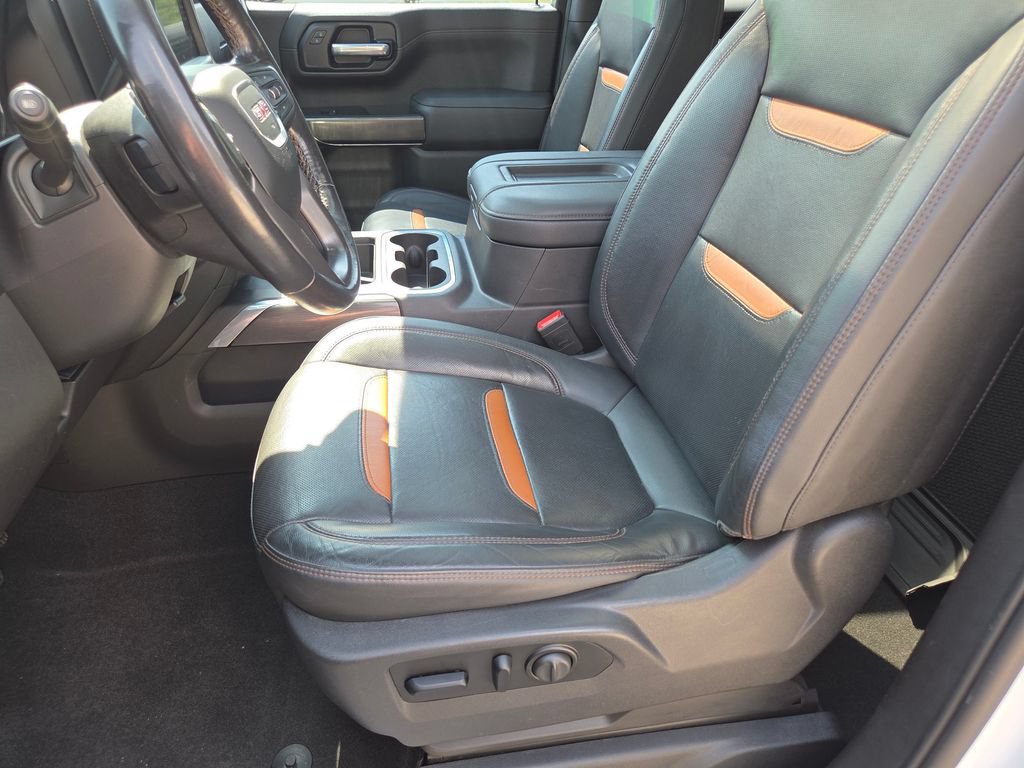 Used 2021 GMC Sierra 1500 AT4 w/ AT4 Value Package AWD/4WD image 6