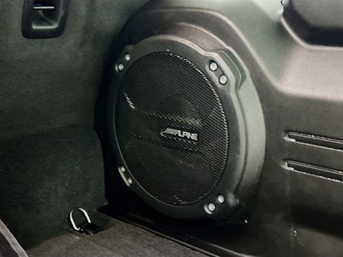 Used 2025 Jeep Wrangler Unlimited Sahara image 4