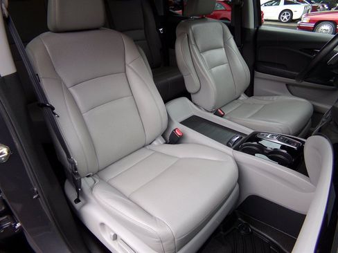 Used 2020 Honda Ridgeline RTL-E image 28
