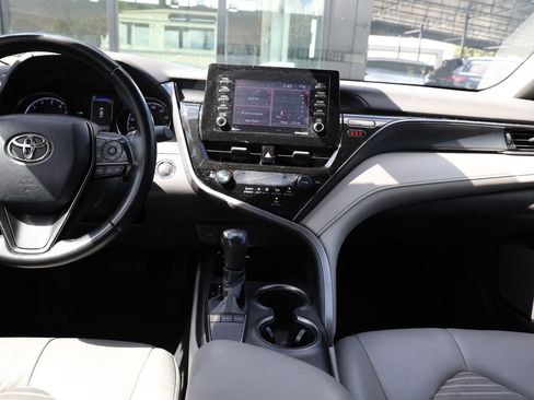 Used 2023 Toyota Camry SE w/ Convenience Package FWD image 22
