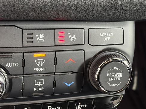 Used 2022 Dodge Durango R/T image 29