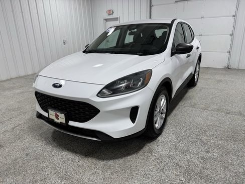 Used 2020 Ford Escape S image 5