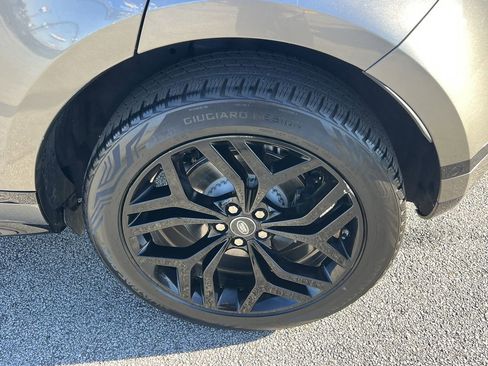 Used 2020 Land Rover Range Rover Evoque R-Dynamic SE image 30