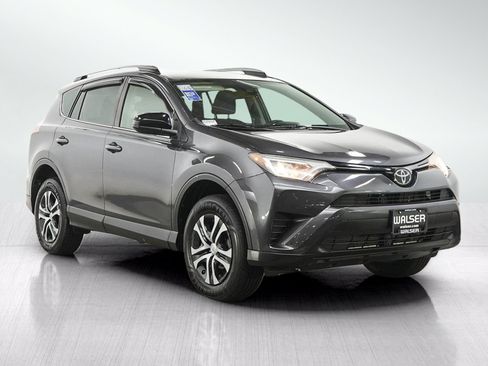 Used 2018 Toyota RAV4 LE w/ All Weather Liner Package AWD/4WD image 8